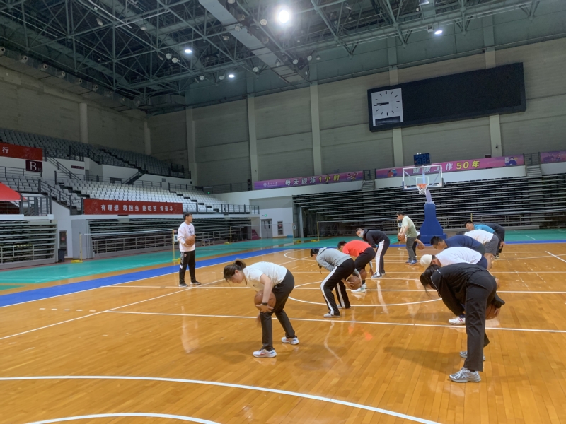 格拉茨风暴0-0诺丁汉森林，吉布斯-怀特失点，多明格斯中柱