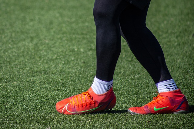 佩里西奇谈赢利物浦：球队表现很出色，首要目标是晋级淘汰赛